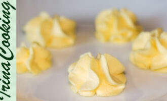 Как правильно взбивать сливки