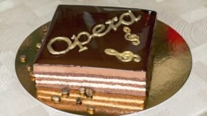Муссовый торт Опера